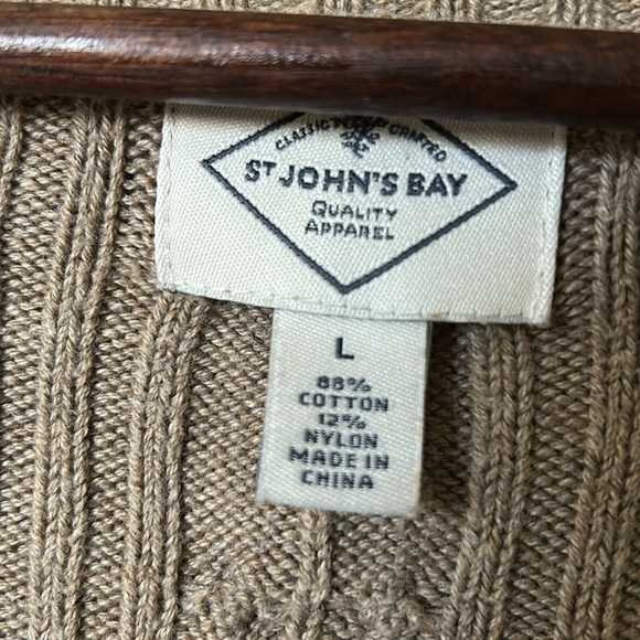 Cotton Cable Knit V-Neck Sweater - Brown - Picture 5 of 5